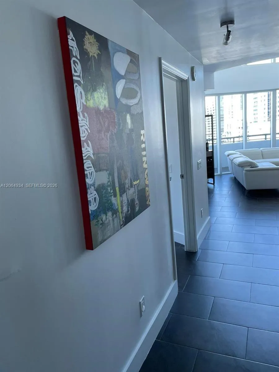 60 SW 13th St #3426 Miami, FL 33130