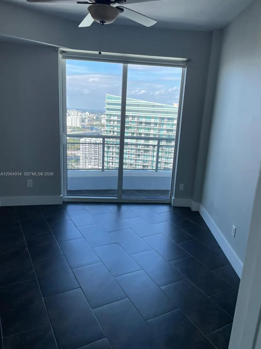 60 SW 13th St #3426 Miami, FL 33130