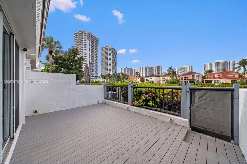 3750 NE 209 Ter Aventura, FL 33180