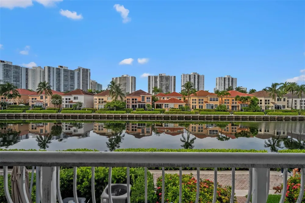 3750 NE 209 Ter Aventura, FL 33180