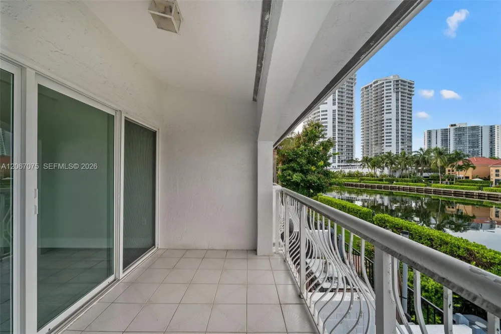 3750 NE 209 Ter Aventura, FL 33180