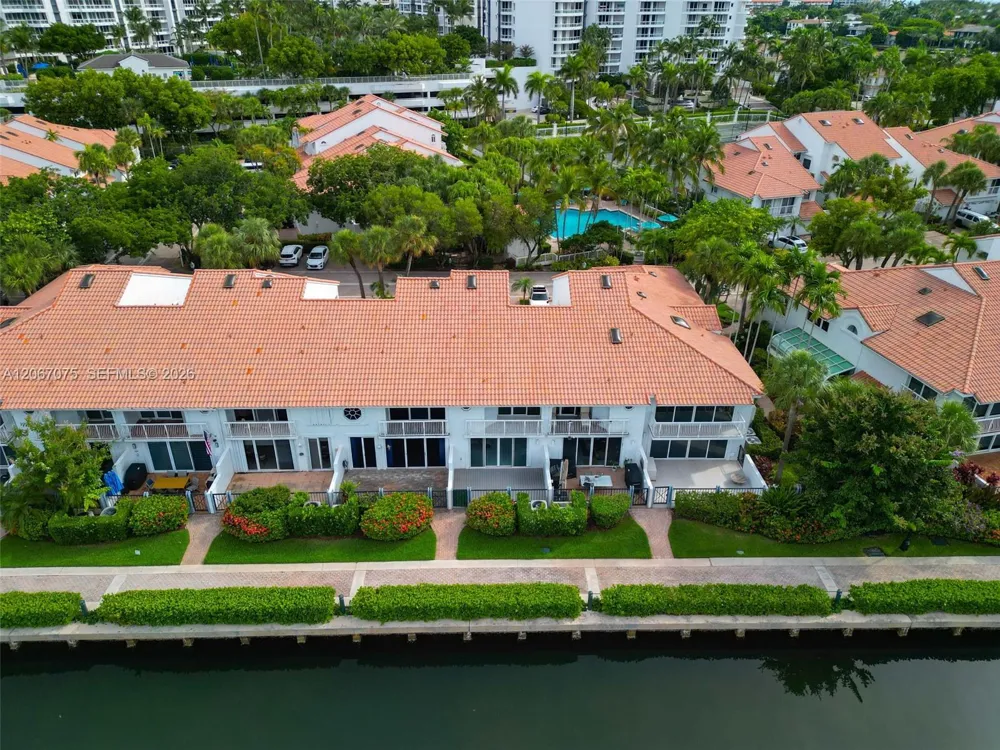 3750 NE 209 Ter Aventura, FL 33180