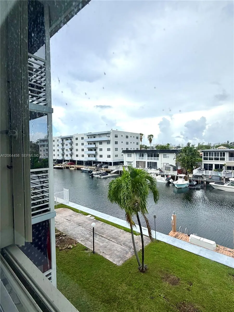 3750 NE 169th St #311 North Miami Beach, FL 33160