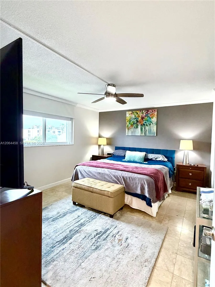 3750 NE 169th St #311 North Miami Beach, FL 33160