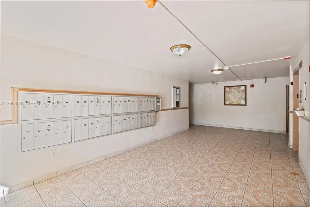 8501 NW 8th St #106 Miami, FL 33126