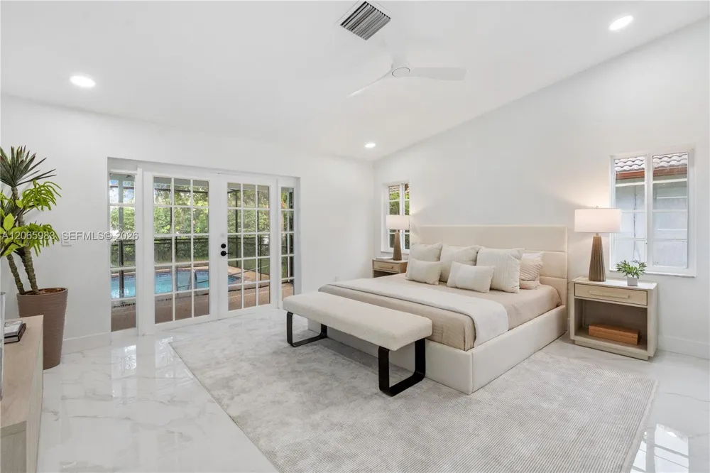 695 NW 107th Ln Coral Springs, FL 33071