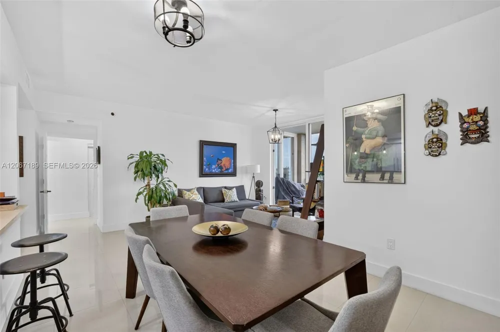 9755 NW 52nd St #509 Doral, FL 33178