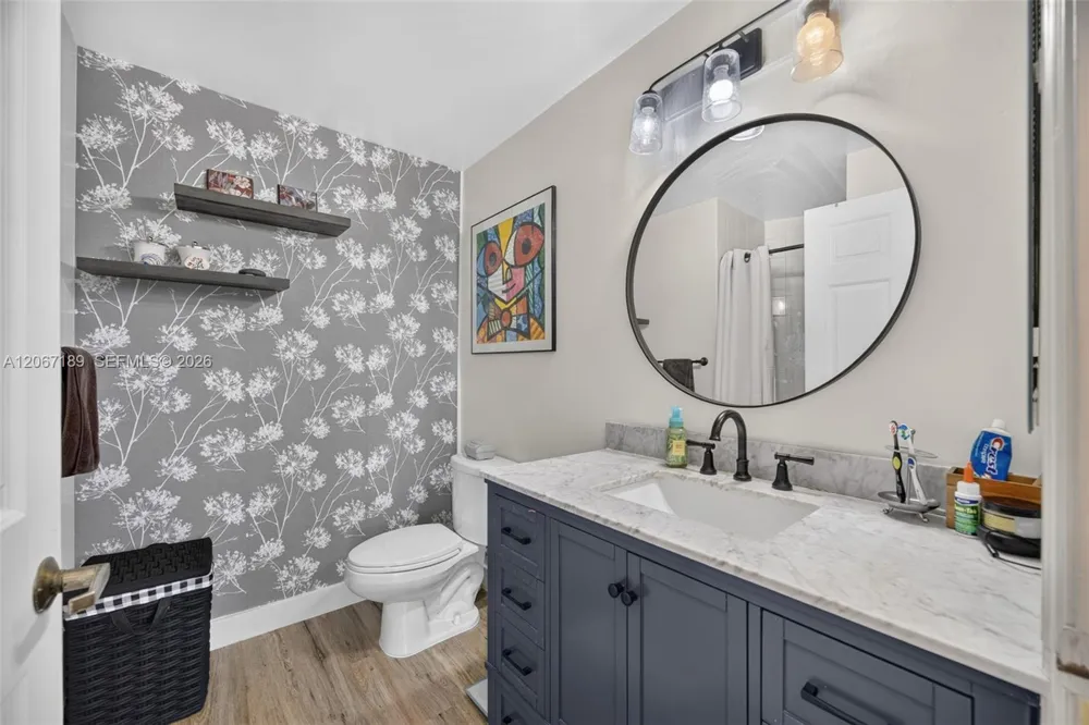9755 NW 52nd St #509 Doral, FL 33178