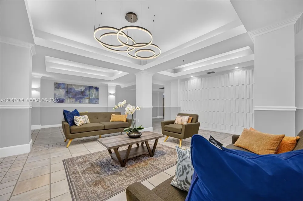 9755 NW 52nd St #509 Doral, FL 33178