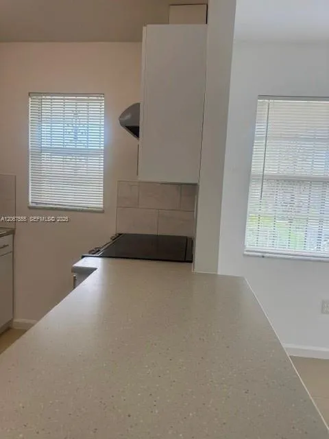 4050 NW 135  th  st #25 Opa-Locka, FL 33054