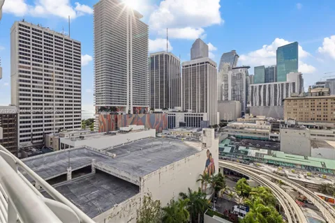 133 NE 2nd Ave #1104