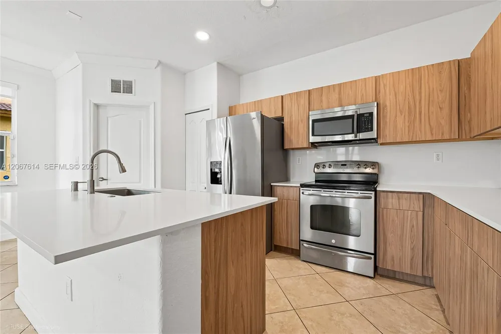 8666 NW 109th Ct #8666 Doral, FL 33178