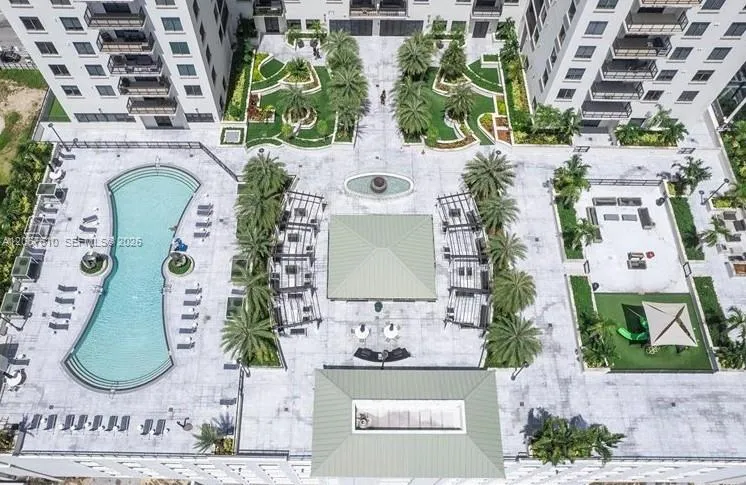 999 SW 1st Ave #2115 Miami, FL 33130