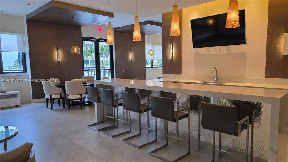 999 SW 1st Ave #2115 Miami, FL 33130
