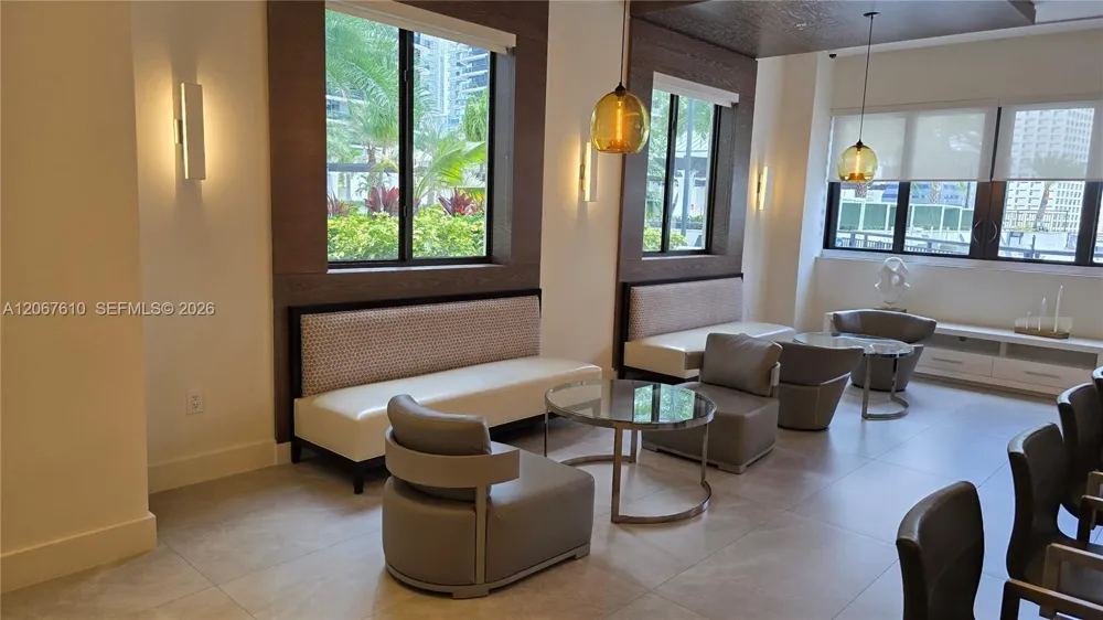 999 SW 1st Ave #2115 Miami, FL 33130