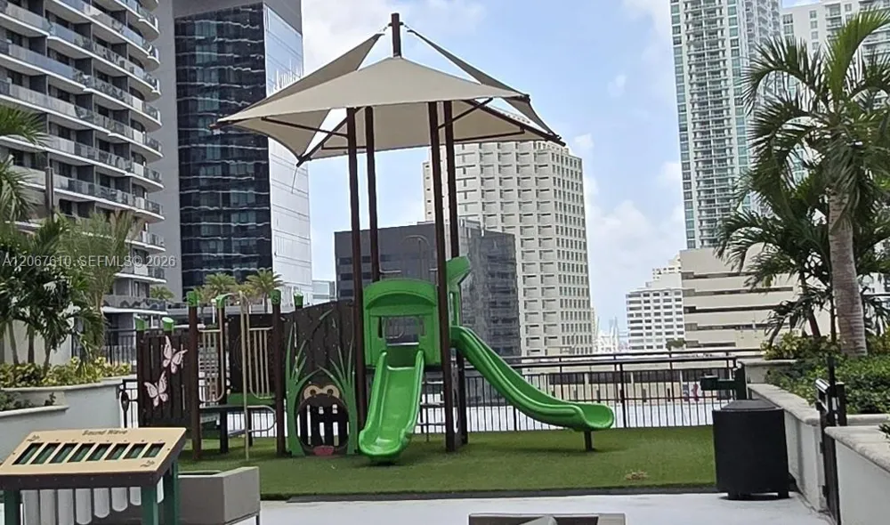 999 SW 1st Ave #2115 Miami, FL 33130