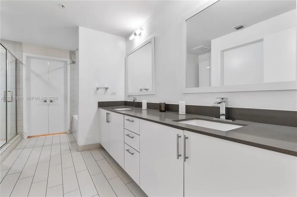 999 SW 1st Ave #2115 Miami, FL 33130