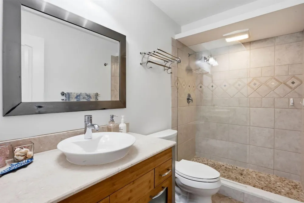 555 BANYAN TREE LANE E #410 Delray Beach, FL 33483