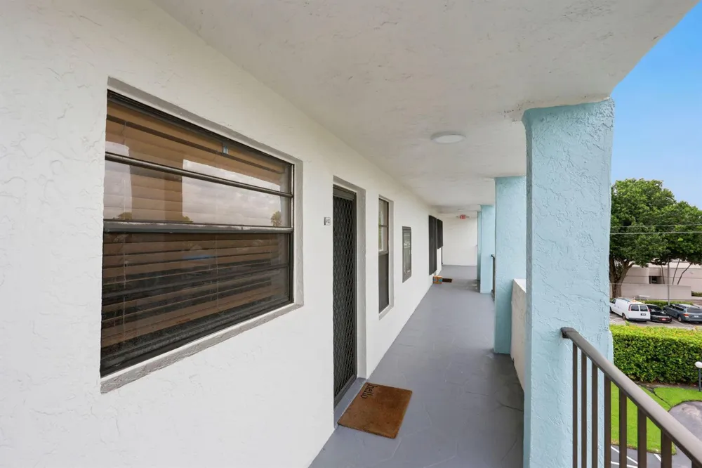 555 BANYAN TREE LANE E #410 Delray Beach, FL 33483