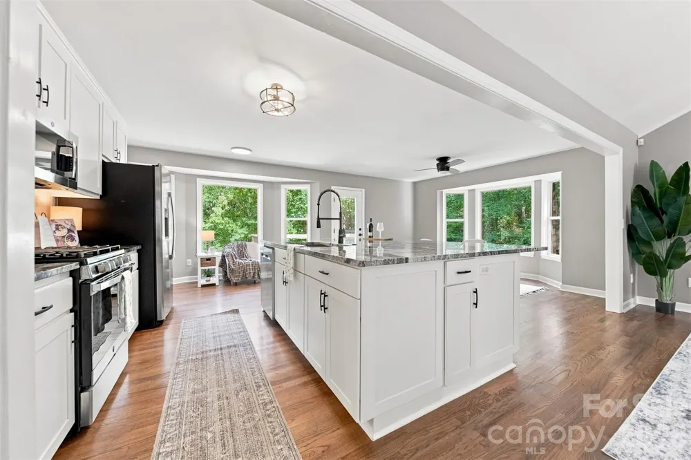 4230 Rugged Hill Road Maiden, NC 28650