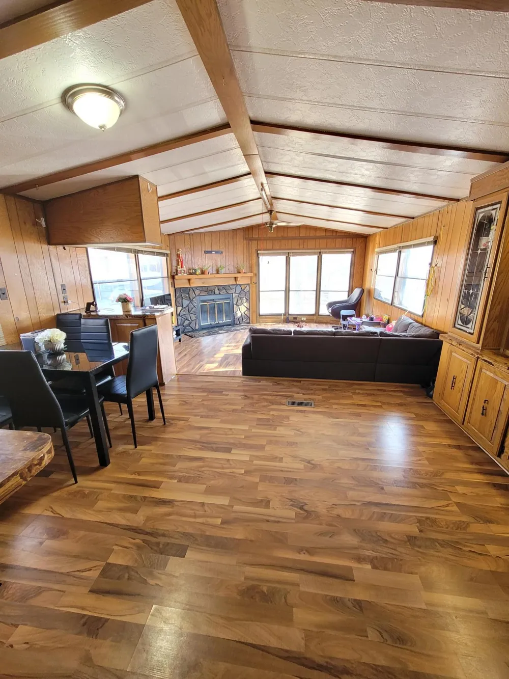 2665 Benlana Court Maplewood, MN 55119