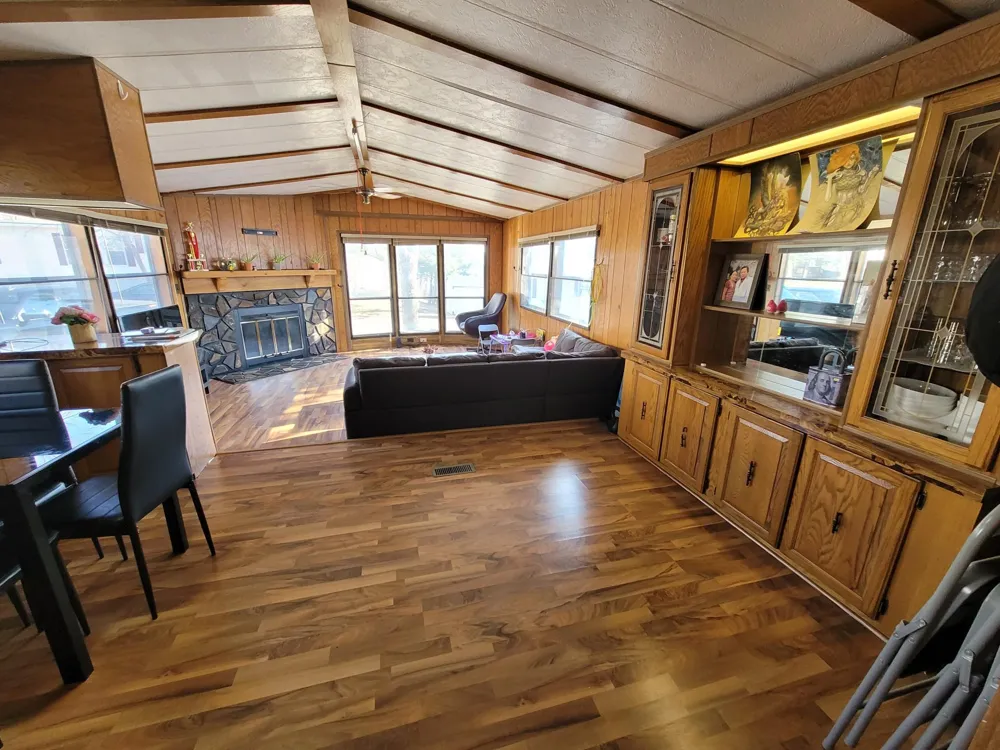 2665 Benlana Court Maplewood, MN 55119