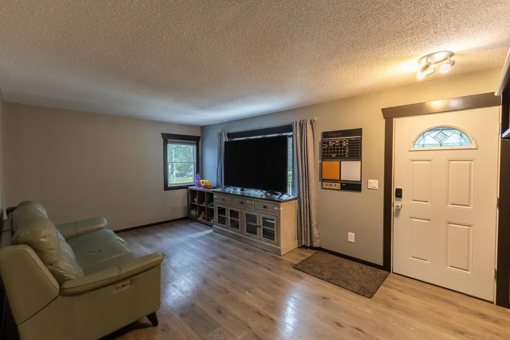 4025 7th Place NW Rochester, MN 55901