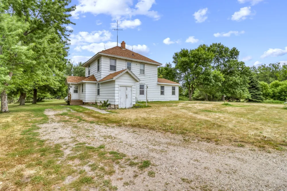 5547 157th Street S Glyndon, MN 56547