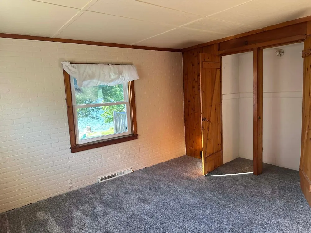 2165 Van Dyke Street Chester Township, MI 49403