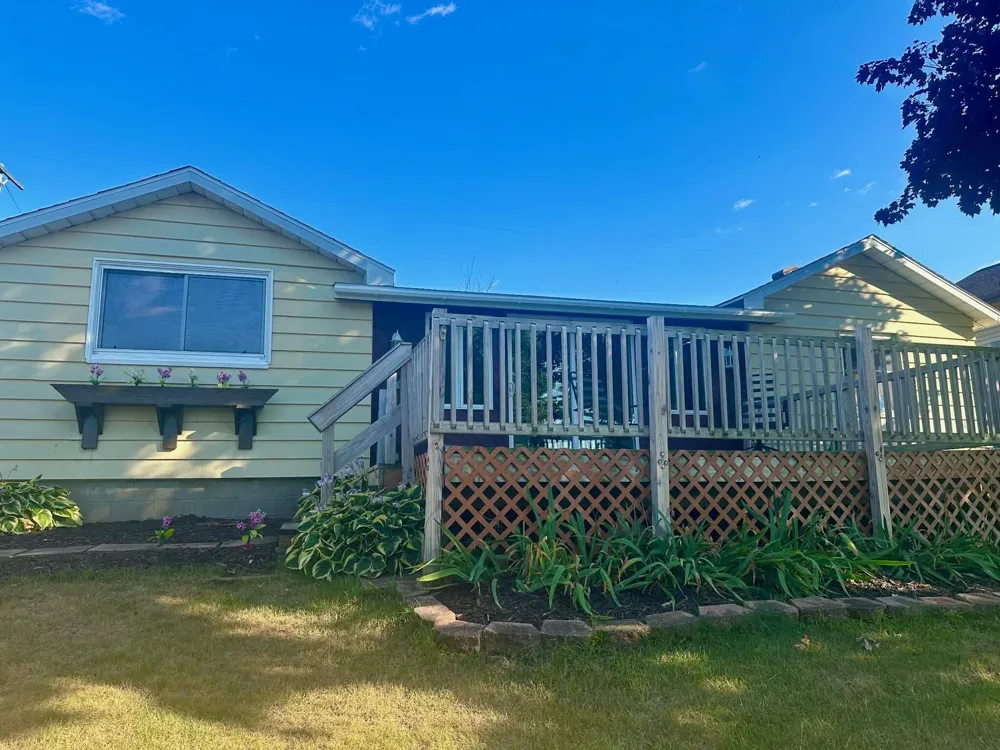 2165 Van Dyke Street Chester Township, MI 49403