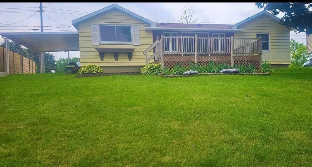 2165 Van Dyke Street Chester Township, MI 49403