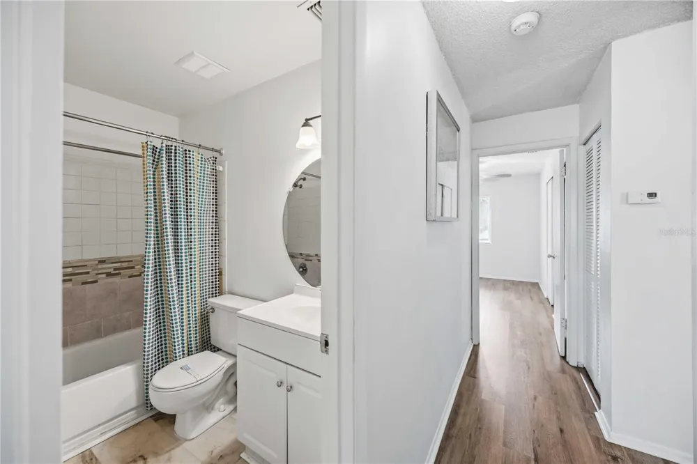 2752 HIDDEN LAKE BOULEVARD #C Sarasota, FL 34237