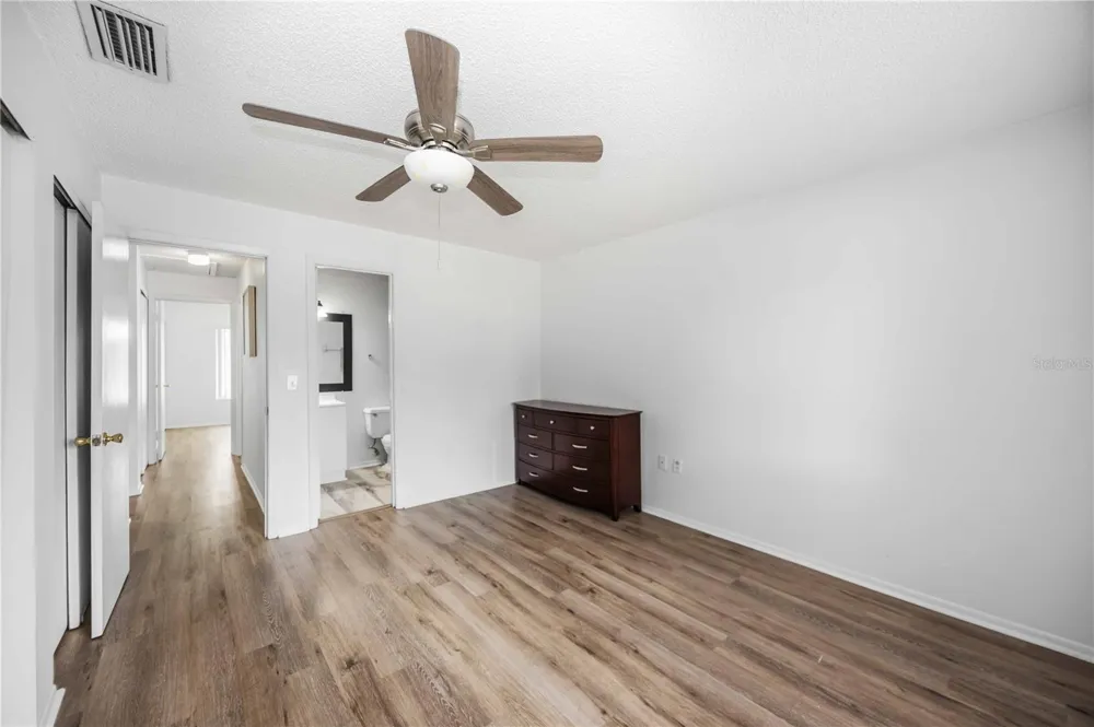 2752 HIDDEN LAKE BOULEVARD #C Sarasota, FL 34237