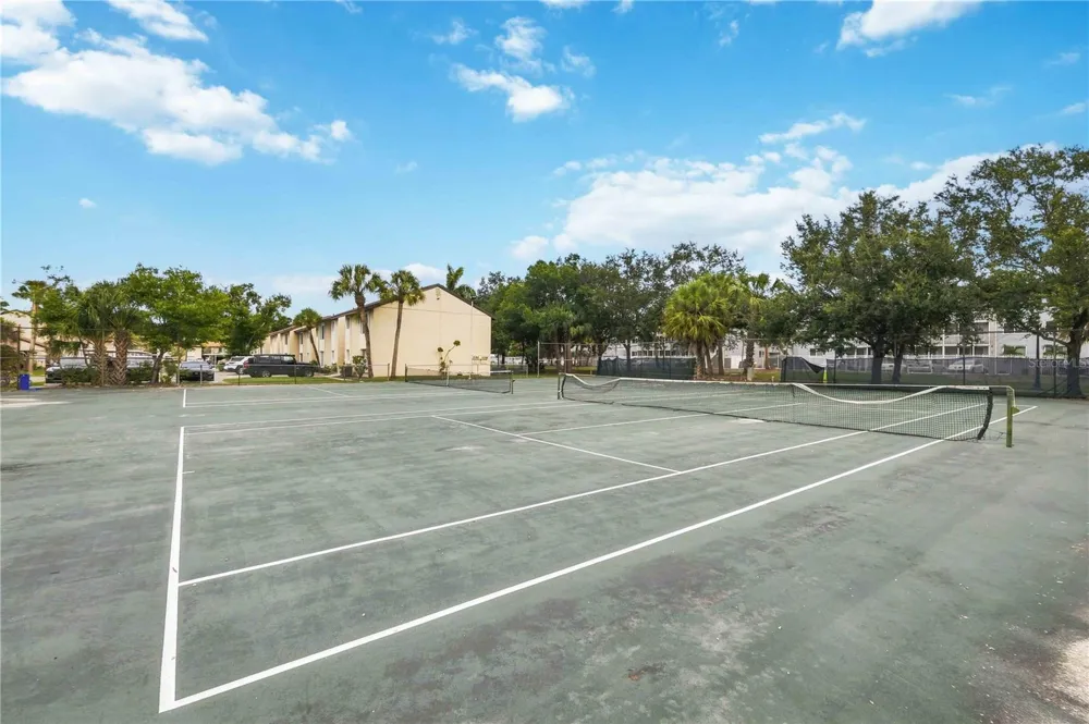 2752 HIDDEN LAKE BOULEVARD #C Sarasota, FL 34237