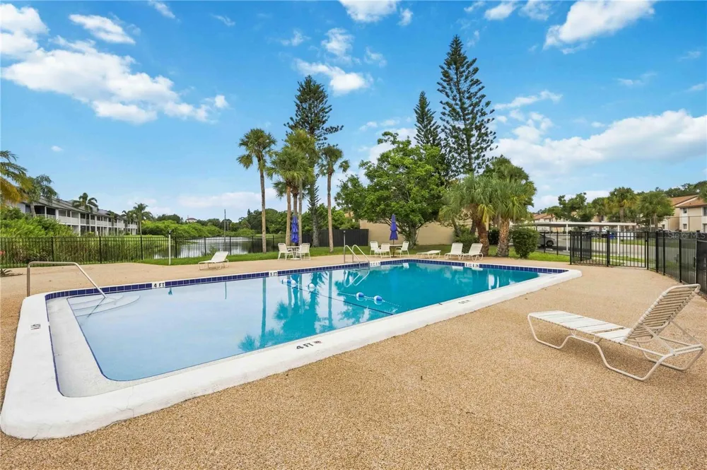 2752 HIDDEN LAKE BOULEVARD #C Sarasota, FL 34237