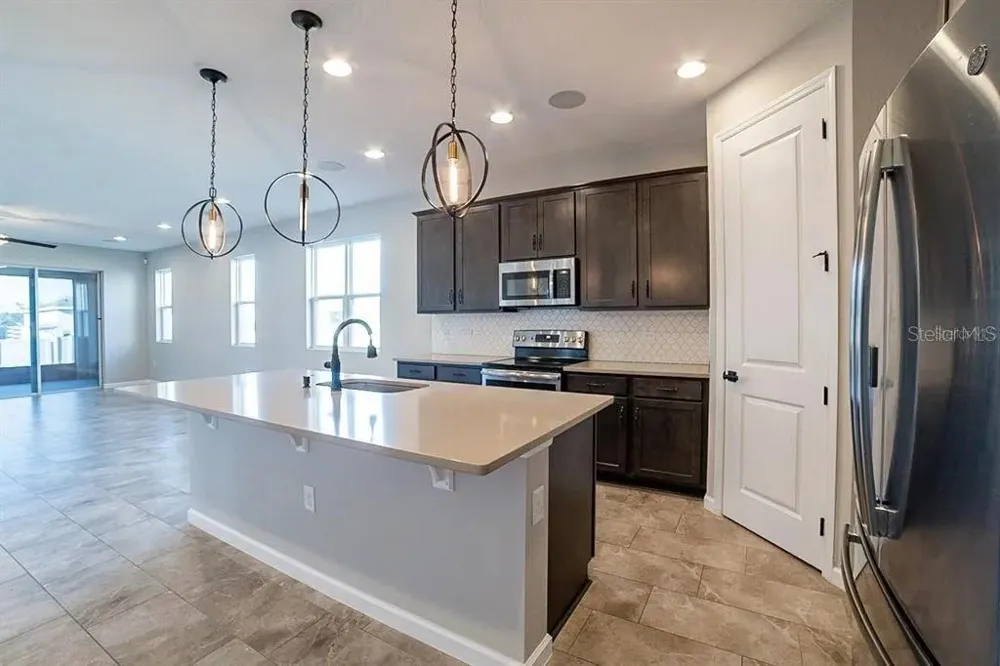 203 SANGMON COURT Groveland, FL 34736