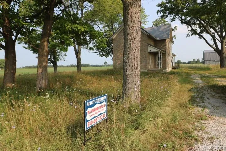 6577 E Deckerville Road Novesta Township, MI 48729