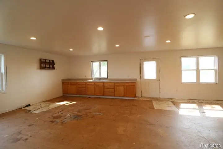 6577 E Deckerville Road Novesta Township, MI 48729