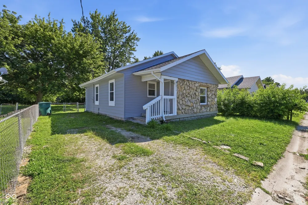 2211 E 18th Street Muncie, IN 47302