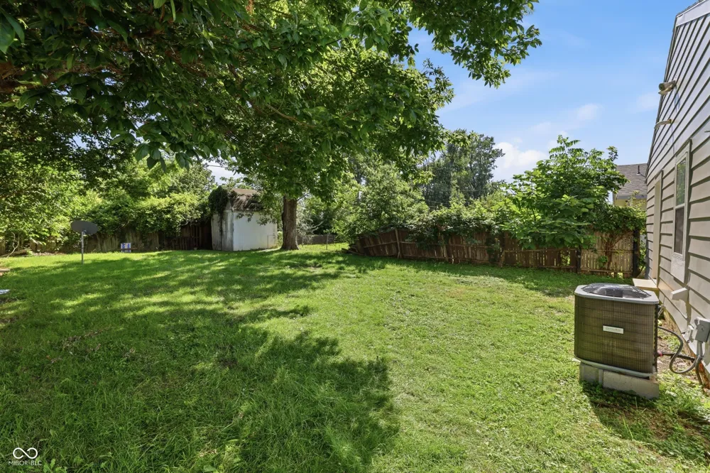 2211 E 18th Street Muncie, IN 47302
