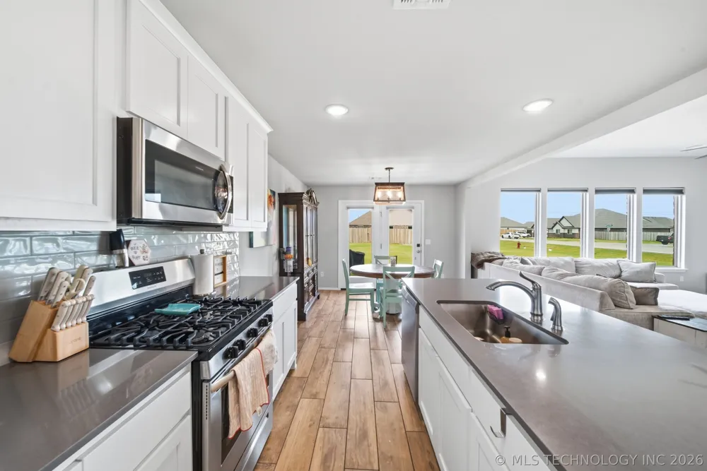 3555 E 155th Street Bixby, OK 74008