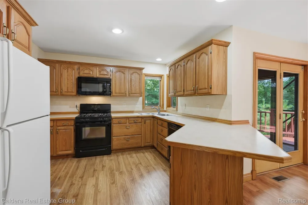 8636 Hidden Lake Drive Deerfield Township, MI 48855