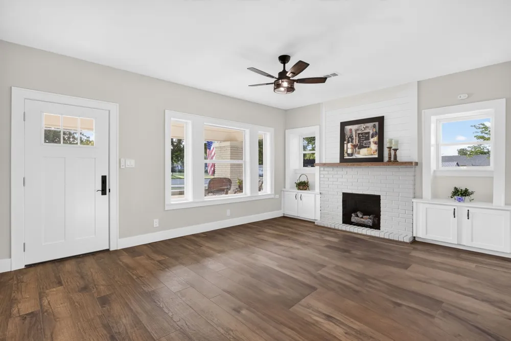 411 S Bowie Drive Weatherford, TX 76086