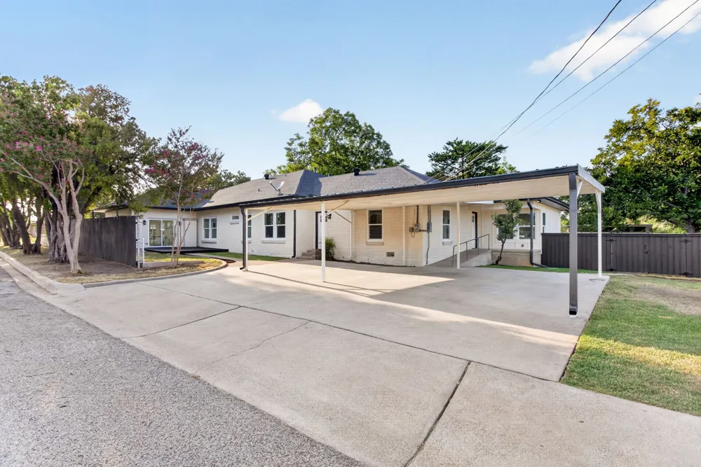 411 S Bowie Drive Weatherford, TX 76086