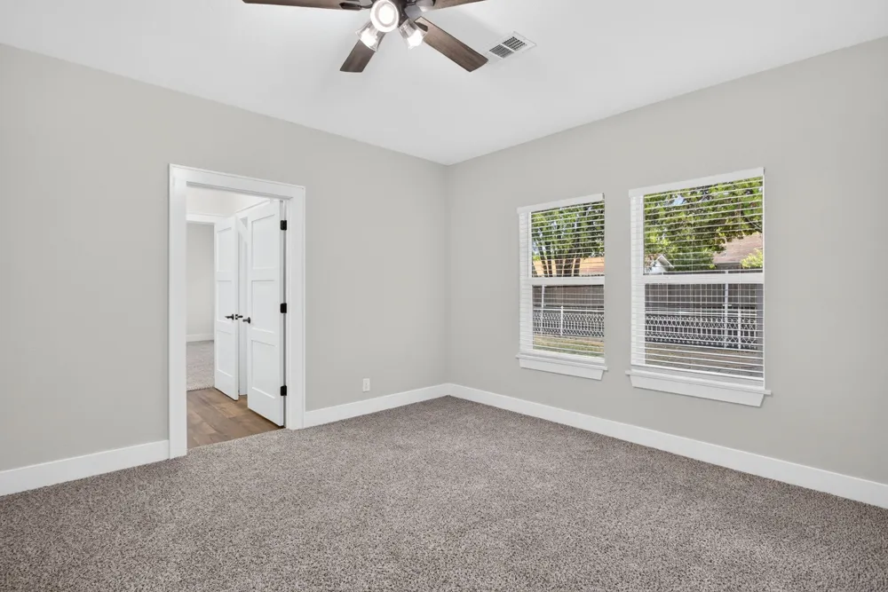 411 S Bowie Drive Weatherford, TX 76086