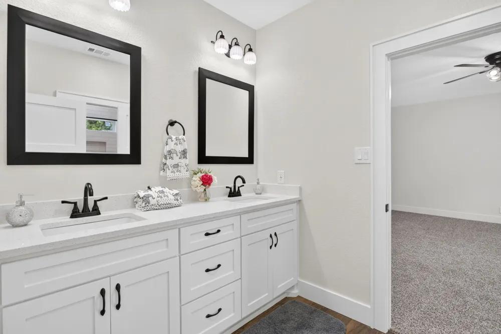 411 S Bowie Drive Weatherford, TX 76086