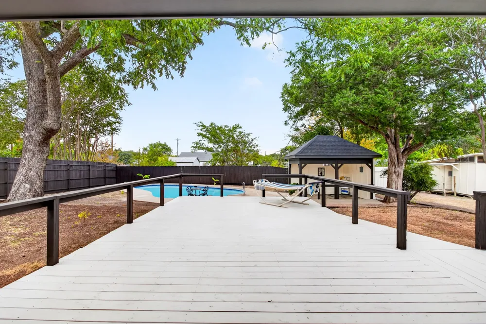 411 S Bowie Drive Weatherford, TX 76086