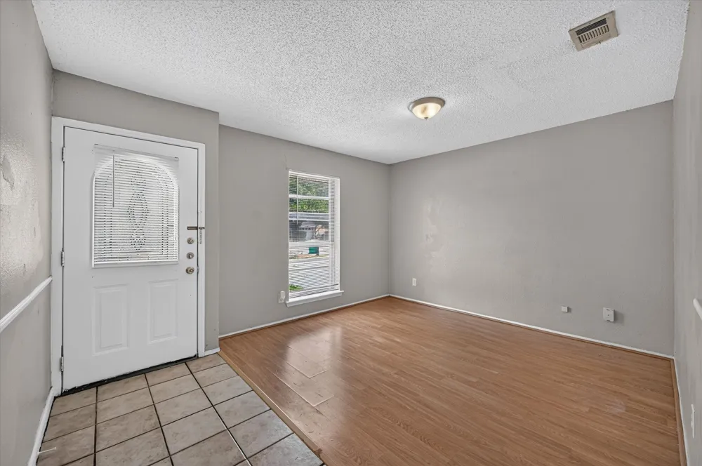 1123 Venus Street Cedar Hill, TX 75104