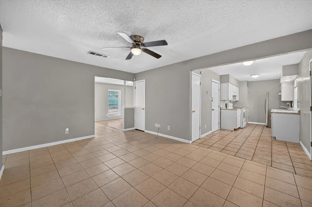 1123 Venus Street Cedar Hill, TX 75104