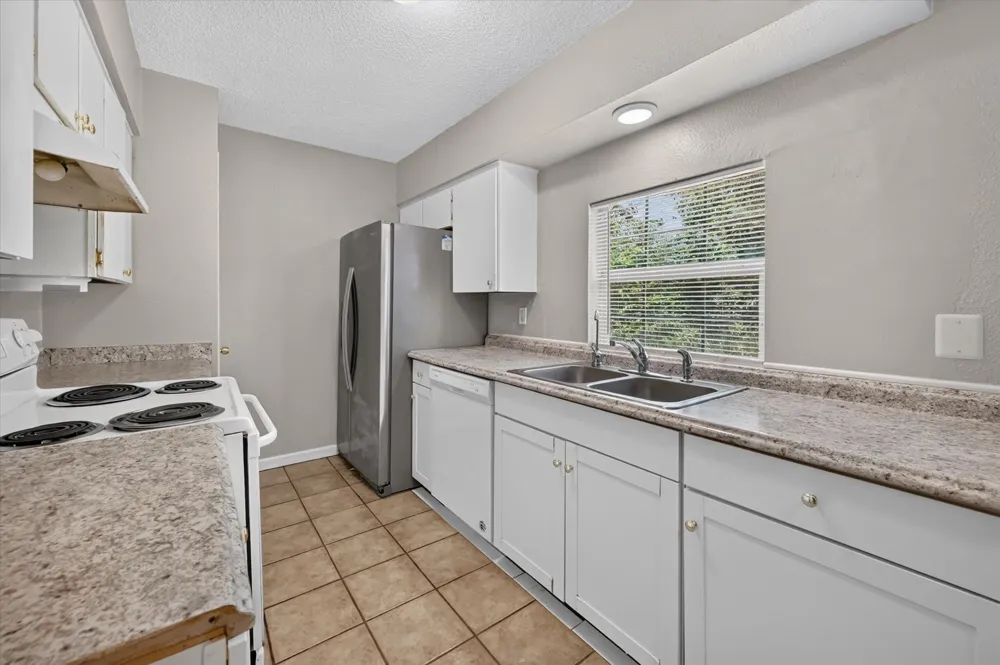 1123 Venus Street Cedar Hill, TX 75104